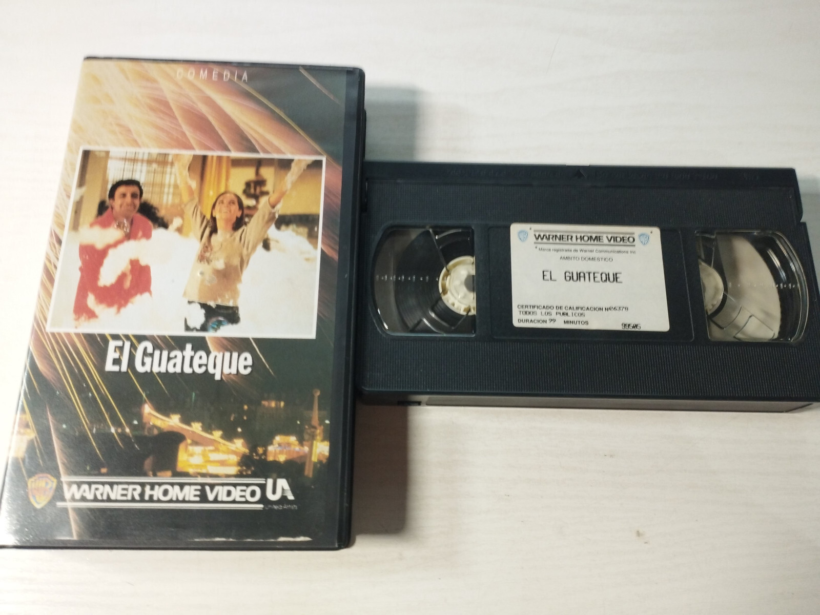El Guateque Peter Sellers Blake Edwards 1987 - VHS Cinta Tape Español