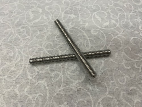 Juego de 2 piezas de enchufes de acero inoxidable de 1/4" - 20 X 3" / tornillos de agarre punto CUP - Imagen 1 de 5