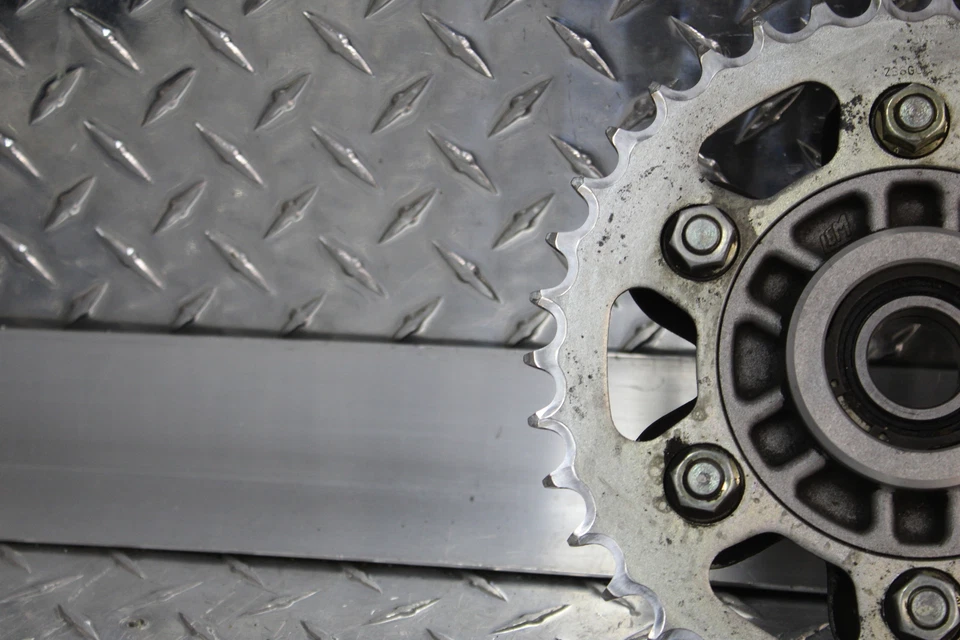 2001 DUCATI MONSTER 900 СПЕЦИАЛЬНЫЙ ЗАДНИЙ ЗВЕЗДОЧКА 38T - Изображение 3 из 4