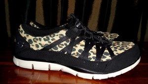 gratis wild vibes skechers