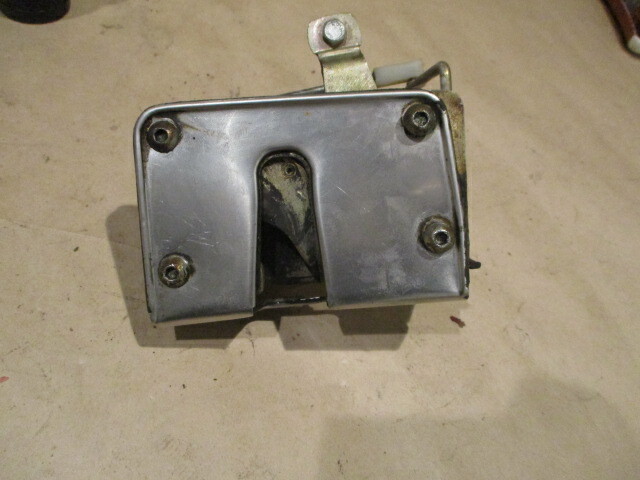 Ferrari Mondial 3.2 Cabriolet, Mondial t  RH Door Lock   P/N 61775400