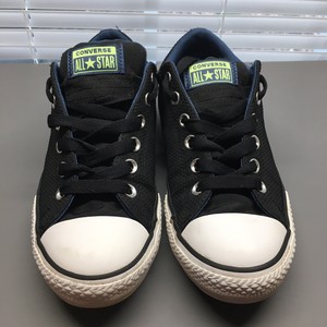 black and white converse junior size 5