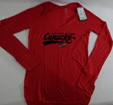 CCM Women's Small Vancouver Canucks NHL Hockey T-Shirt Tee Shirt Top NEW