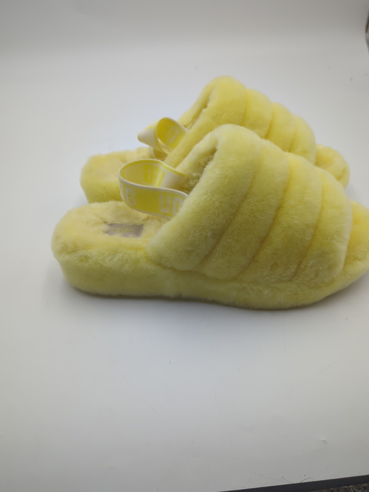 PANTOFOLA D’ORO SANDALO UGG FLUFF YEAH SLIDE NEON MOCASSINO GIALLO SLIP ON US 10 EU 41 REGNO UK 8