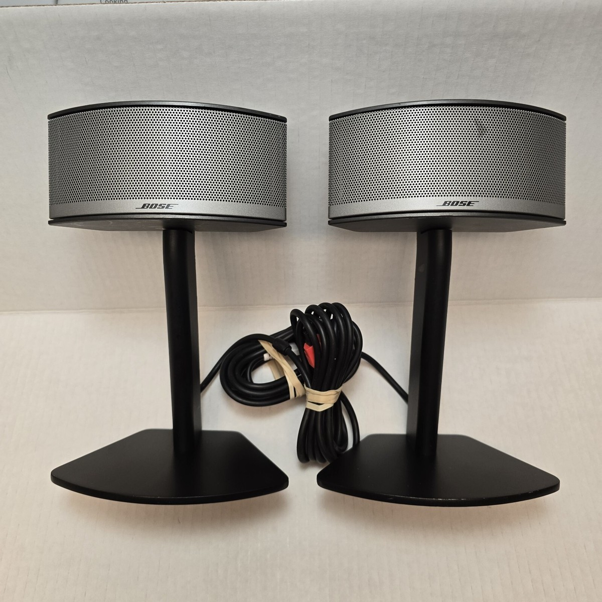 大人気 Bose COMPANION 5 MULTIMEDIA SPEAKER BOSE Companion 5 Multimedia Speaker System w/ Stands LEFT