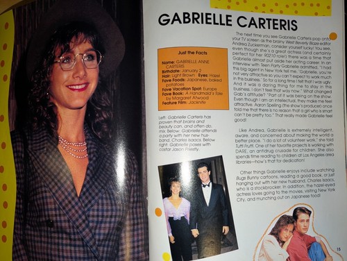 The Guys of Beverly Hills 90210 / The Girls of Beverly Hills 90210 Pi Magazine - Picture 17 of 17