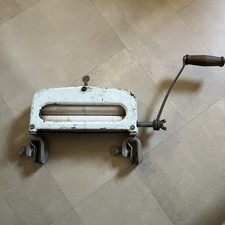 Vtg *HandyHot Wringer_ Clamp On _Hand Crank Laundry Sink _Chicago