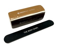 The Body Shop Hand & Nagelpflege Feile & 4-Wege Polieren Puffer Block eingestellt