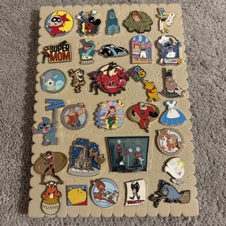 Disney Pin Lot 30 Pins With Foam Board WDW Loungefly