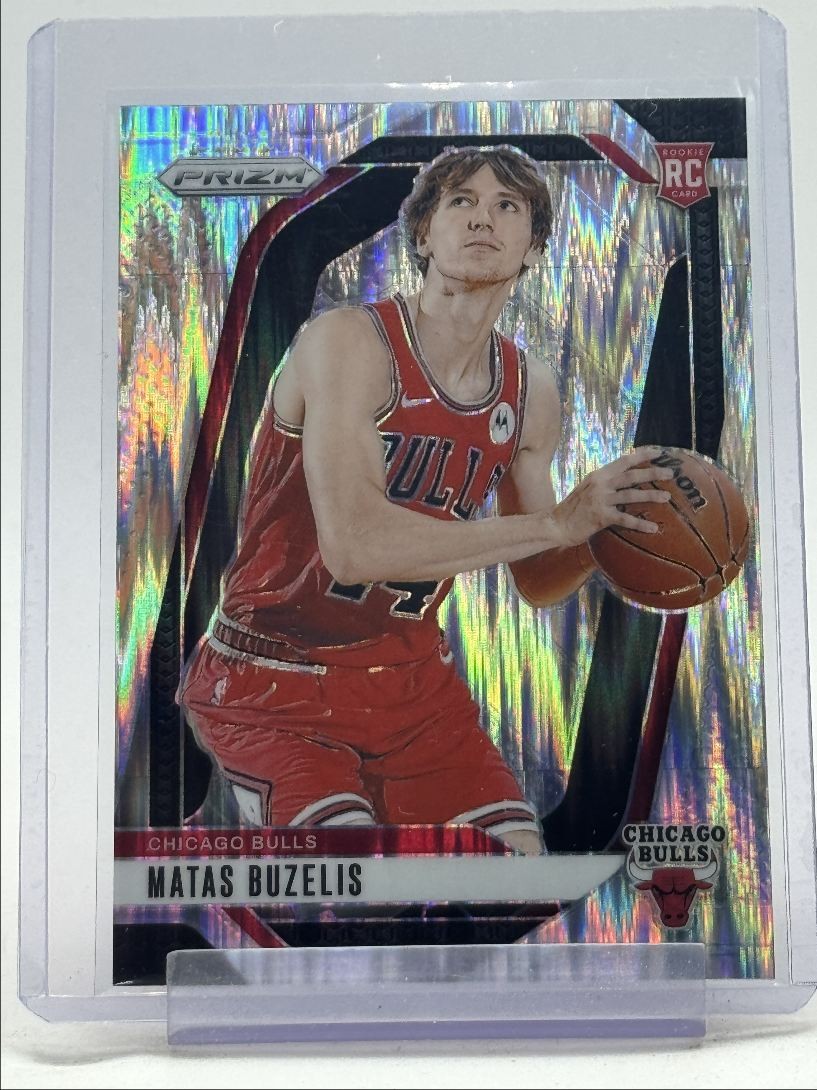 MATAS BUZELIS 2024-25 PANINI PRIZM ROOKIE SKEWED BULLS #252 RC /249 Q3464