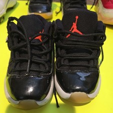 Used NIKE Jordan 11 Retro Low Sneakers / Toddler 9C / Great Shape 