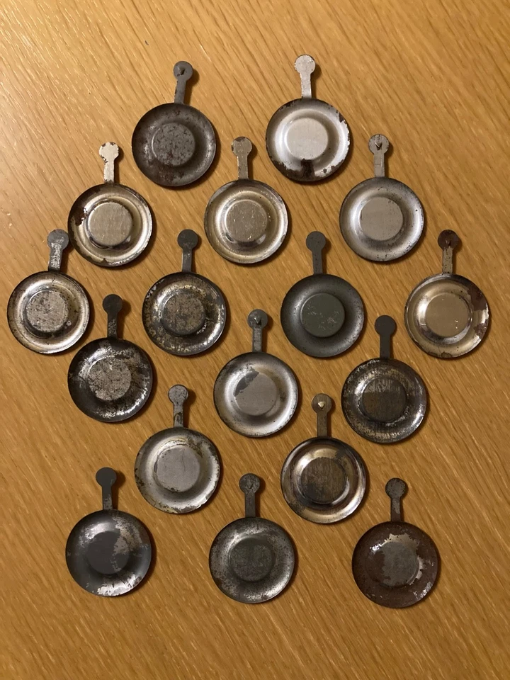 17 x Redline Button Badge 1967 1968 1969 Hot Wheels Custom Car HW Redliner - Bild 2 von 2