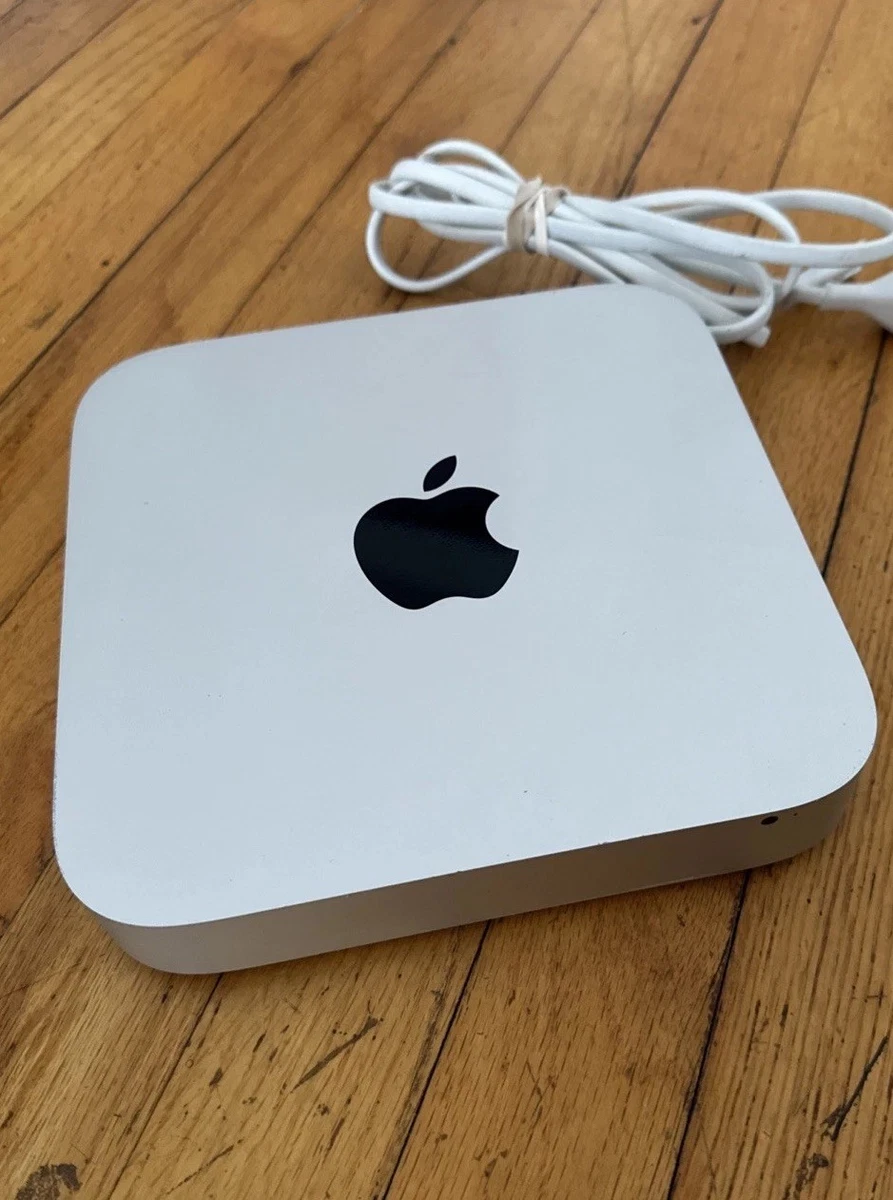 Macデスクトップ Apple Mac mini 2014 SSD:500GB Apple Mac mini 4 GB RAM Apple Desktops 500 GB SSD Capacity-In-One