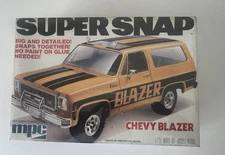 MPC Chevy Blazer SUPER SNAP 1/25 Model Kit 1-3304 Factory SEALED Vintage 1977