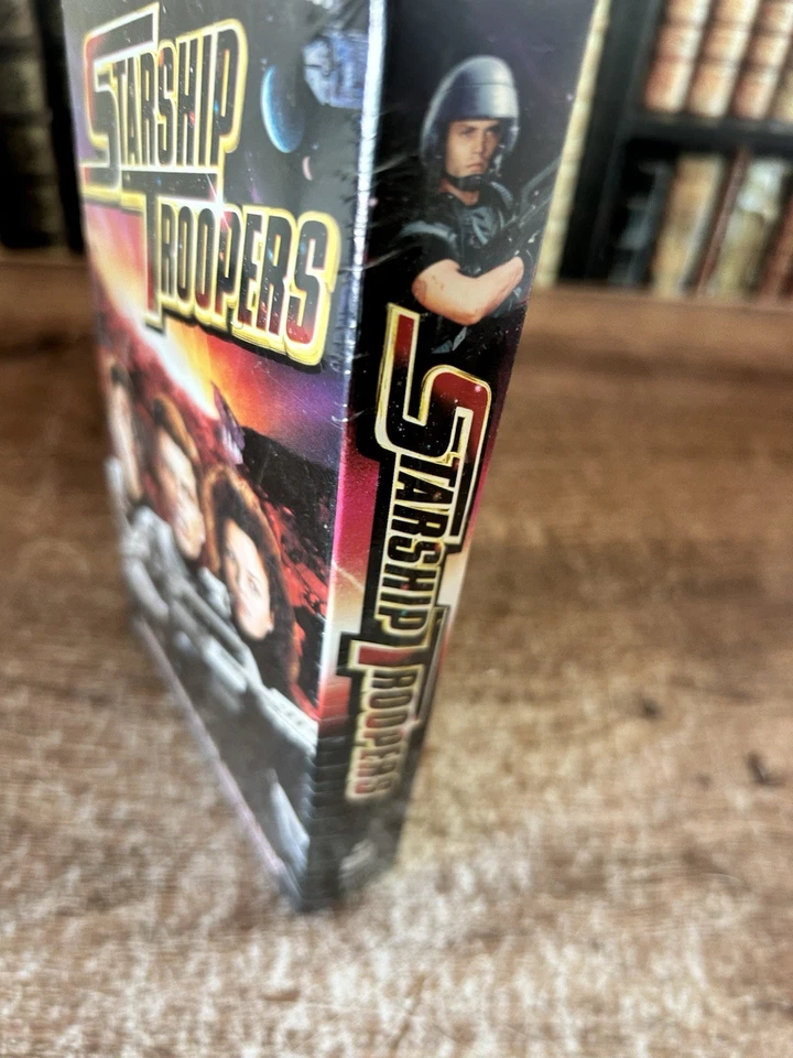 Starship Troopers VHS SEALED Watermarks Tristar Casper Van Dien Dina Meyer  - Image 4 of 4