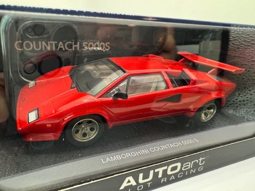 AUTOART LAMBORGHINI COUNTACH 5000 S RED 1:32 SLOT CAR / NEW BOXED / FREE POSTAGE - Picture 4 of 10