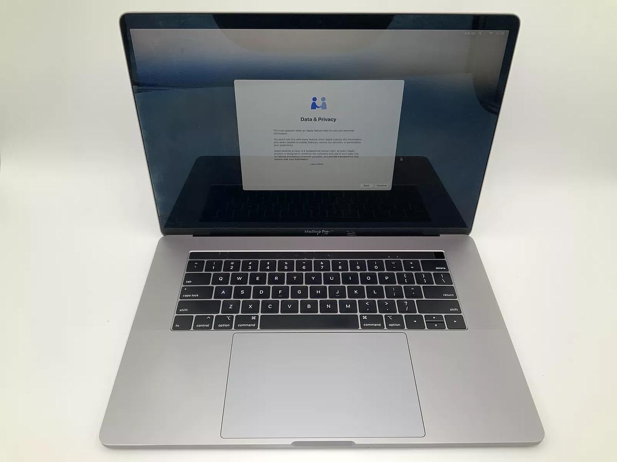 Apple MacBook Pro Retina A1990 15