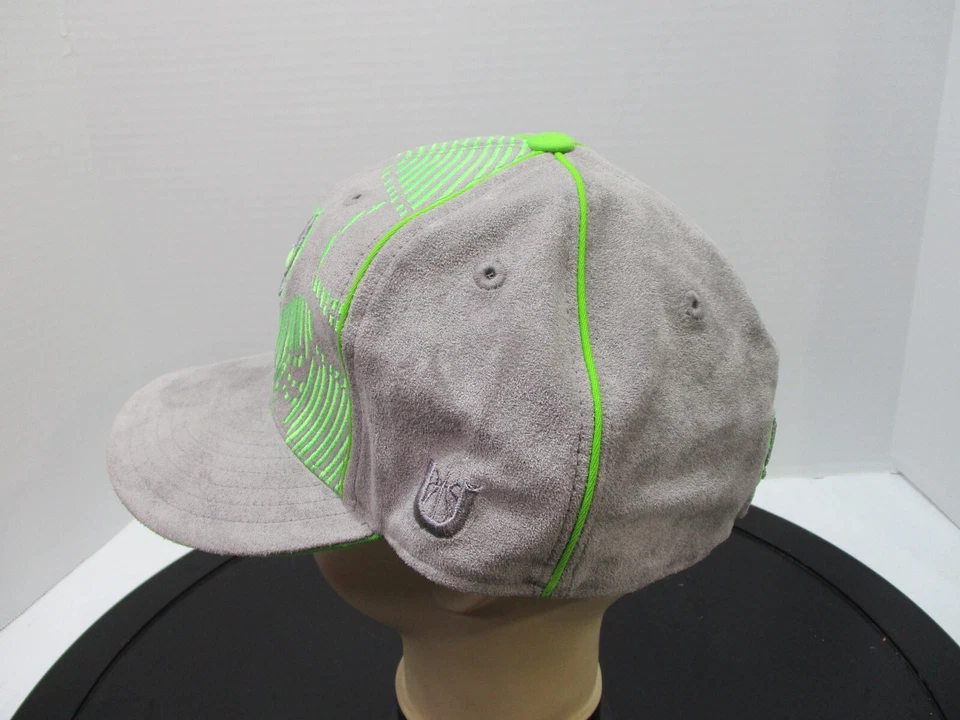 Gorra Chicago Bulls Para Hombre 7 1/2 Gris Unk Baloncesto Ajustada Billete Plano NBA Verde Foto 2 de 4