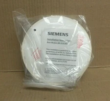 NEW SIEMENS DB-3S DETECTOR BASE DB3S CERBERUS PYROTRONICS FIRE ALARM