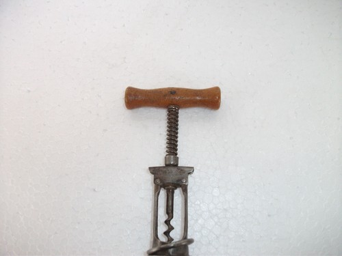 Cavatappi/Apribottiglie Vintage In Legno E Ferro Fatto A Mano Marca Champion - Foto 10 di 10