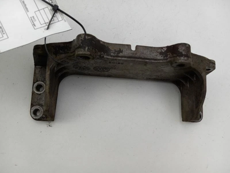 2005 DODGE DAKOTA TRANSMISSION MOUNT - Image 2 of 4