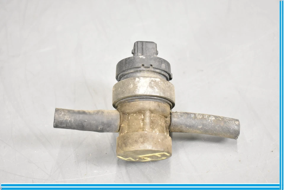 94-02 Mercedes SL320 SL500 Vapor Canister Purge Valve Unit Oem - Image 4 of 4