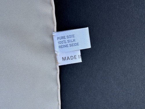 Vintage Christian Dior Blumen Schal Pfingstrosen, Iris, Vergissmeinnicht 100 Seide 35" - Bild 7 von 9