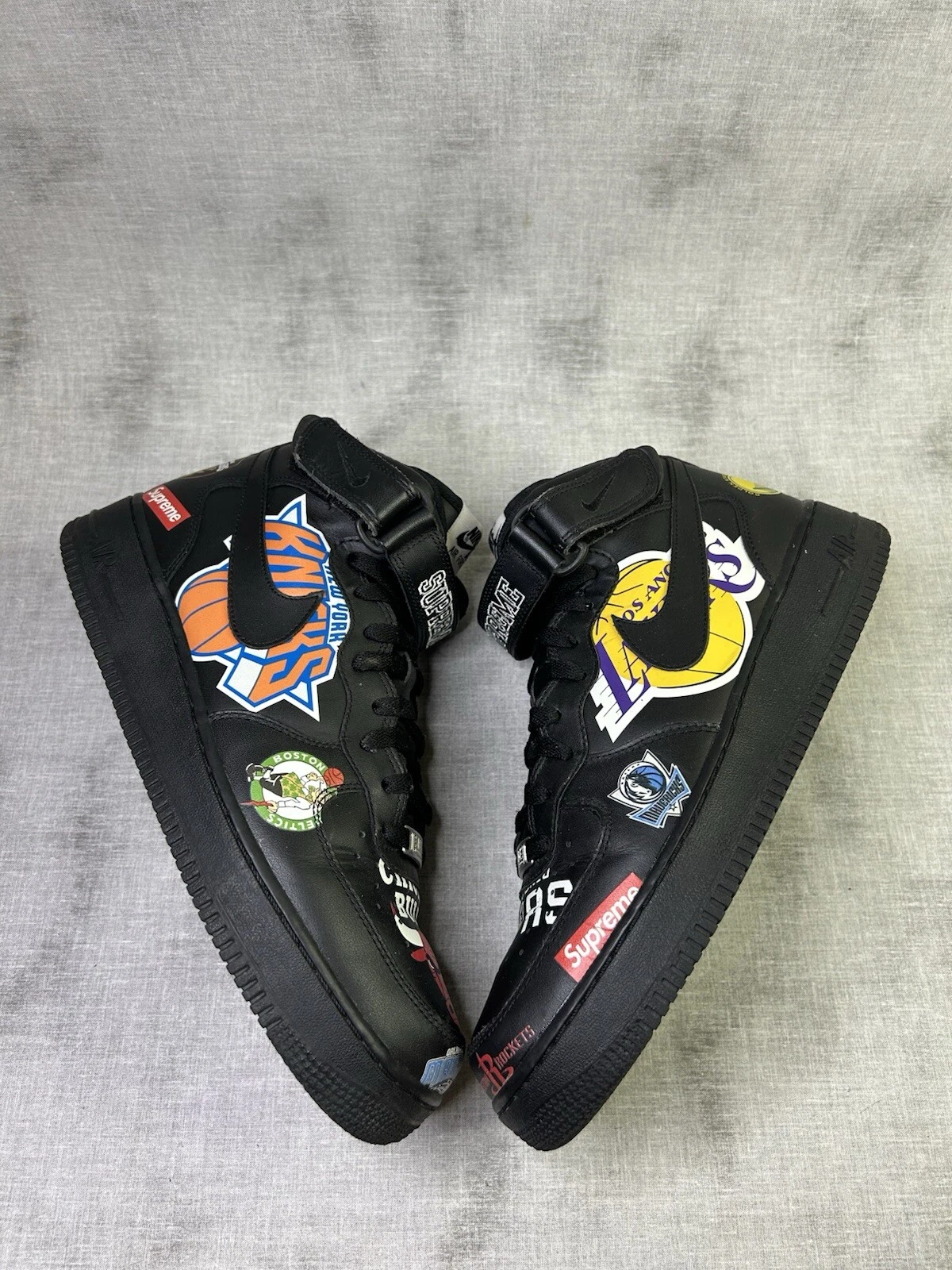 Taille 10,5   Nike Supreme x NBA x Air Force 1 07 Mid Noir