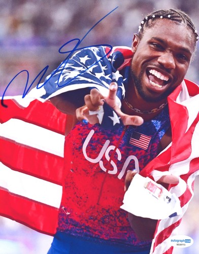 Noah Lyles AUTOGRAPH Signed Team USA Track Gold Autographed 8x10 Photo ACOA - Picture 2 of 3
