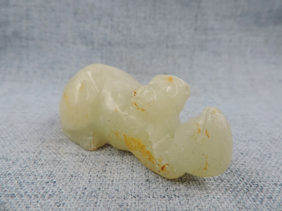 Antique Chinese Hetian Jade Pendant Hand-Carved Lucky Monkey Statue - Image 4 of 4