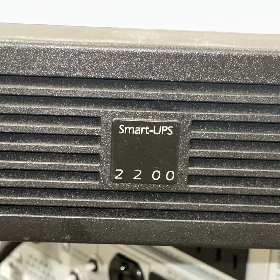 APC Smart-UPS 2200 SUA2200R2X106 Rackmount w/ AP9630 Card – No Batteries, Used - Image 3 of 4