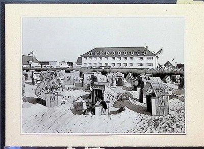 38145789 - 2190 Duhnen Foto montiert auf Karton Strandleben Fotograf Otto