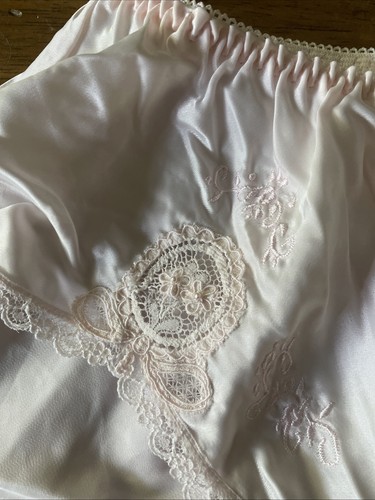 Vintage Barbizon Satin Zwickel bestickt Panty Höschen 68809 rosa Große L Nylon - Bild 2 von 11