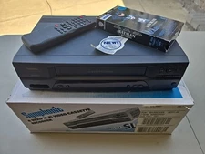 Symphonic SL2860 4 Head Hi-Fi Video Cassette Recorder W/ Remote Box Fully Tested