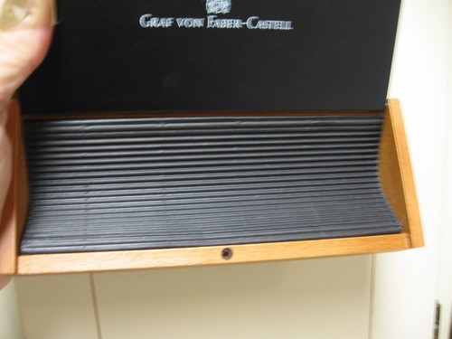 Graf von Faber-Castell 2 Boxen, 2 Tüten, 3 Bleistifte, Prospekt - ehemaliger Geschäftsführer Barclay's - Bild 6 von 24