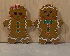Christmas Gingerbread Man, Woman, Wood Outdoor Yard Art Sign, Set of 2