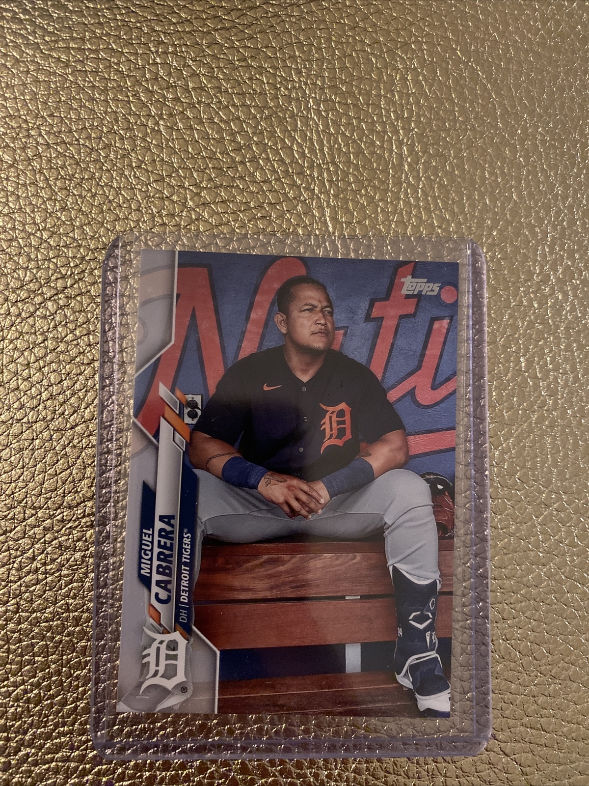 2020 Topps Update MIGUEL CABRERA SP Photo Variation VAR Tigers U-55