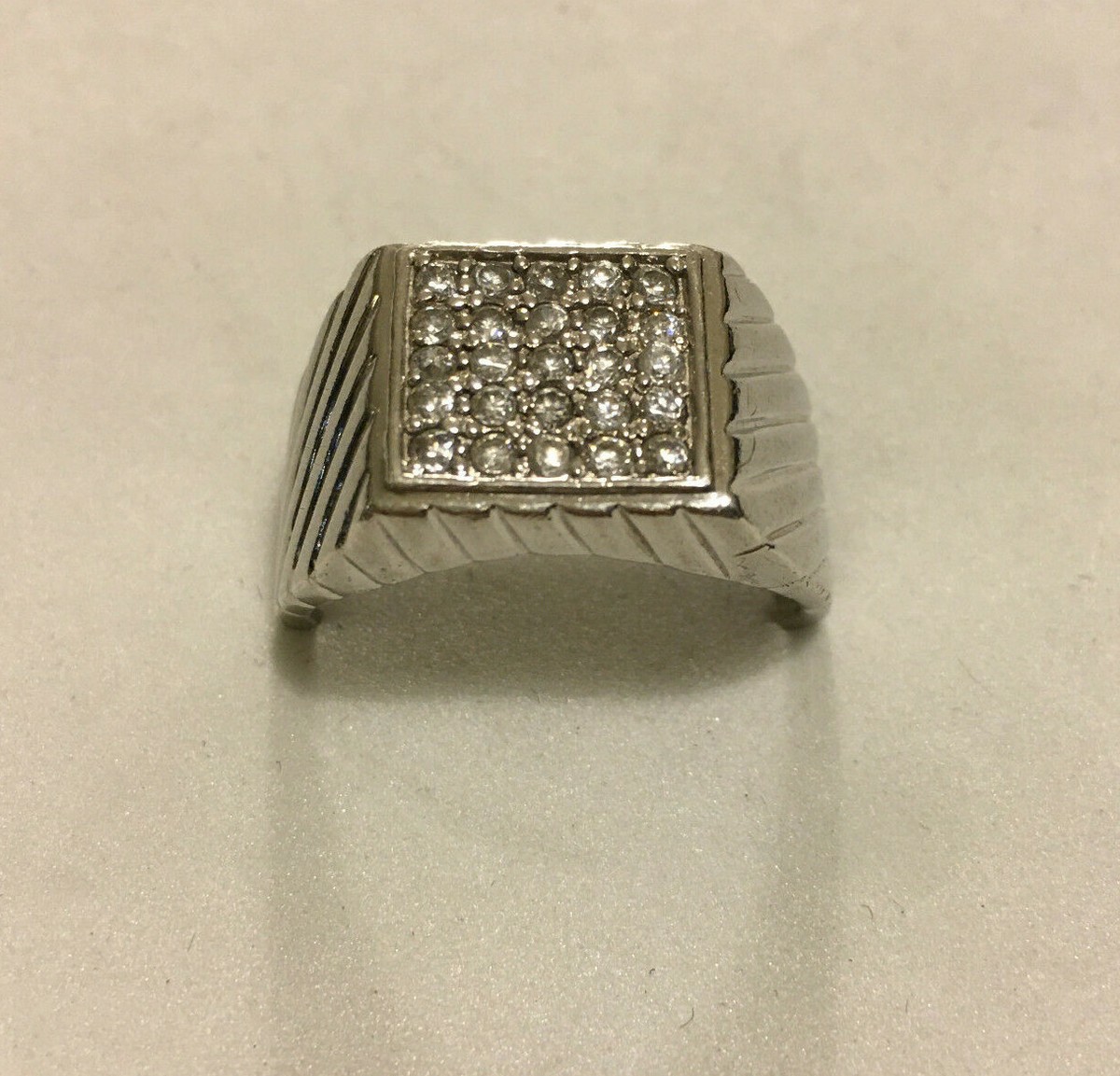 Sterling Silver 925 Men Ring Inlaid 25 Zircon Square Size 11 / 64 Sterling Silver 925 Men Ring Inlaid 25 Zircon Square Size 11 / 64