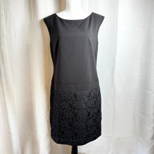 Laundry by Shelli Segal Black Sheath Dress Lace Contrast Size 10 LBD Classic EUC