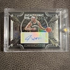 2020-21 Panini Obsidian - Lightning Strike Signatures  Yellow Jrue Holiday /10