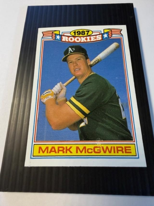 1987  Mark  Mcgwire Rookies card 13 of 38