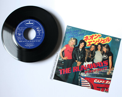 ORIGINAL 1977 THE RUNAWAYS QUEENS OF NOISE 7