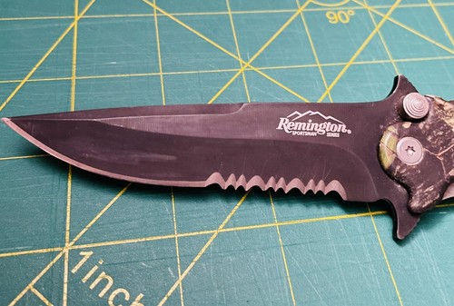 Remington Pocket Knife Lot. Used. Please View All Pictures. - Picture 6 of 23