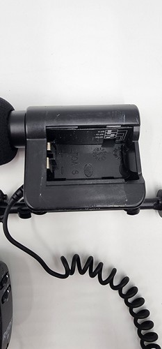 Lot of 3 | RODE MICROPHONES VIDEOMIC | 1 Pro \ 2 Standard *Missing Battery Cover - Picture 5 of 9
