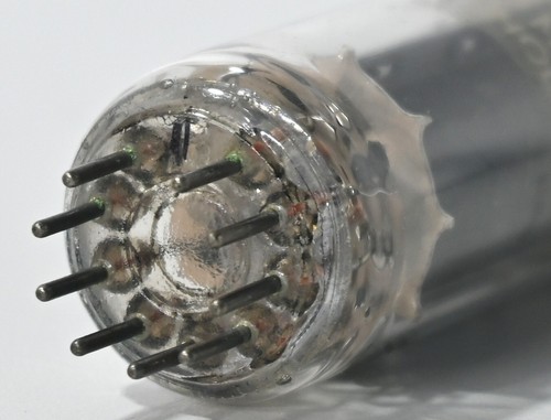 EL84 PHILIPS made in HOLLAND Tube ''D'' Getter - Picture 13 of 14