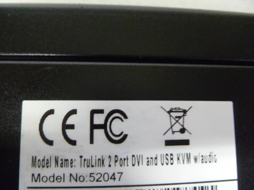 CABLESTOGO TRULINK 2-PORT DVI AND USB KVM W/AUDIO MODEL:52047 - Image 4 of 4