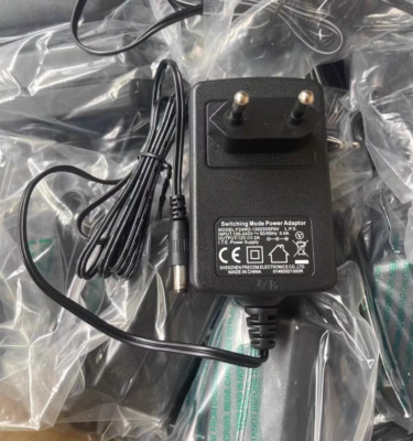Frecom F24W2-120200SPAV 12V 2A Netzteil Ladegerät