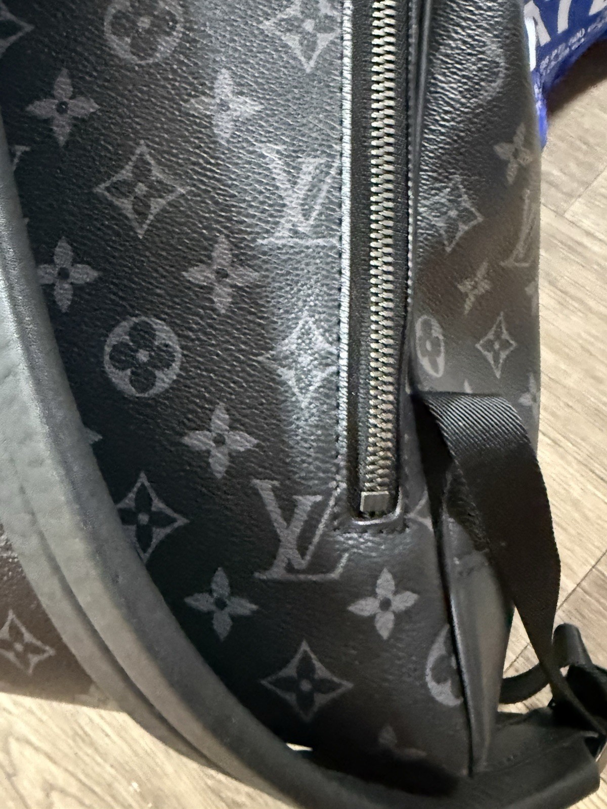 Authentic Louis Vuitton Monogram Eclipse Steamer … - image 6
