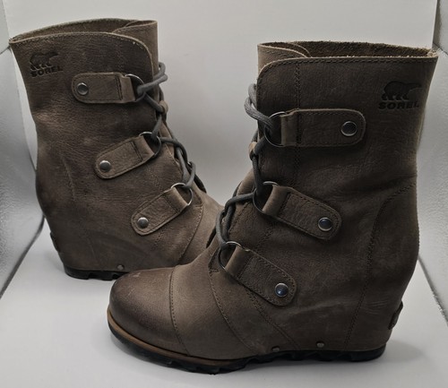 Sorel Joan of Arctic Wedge Mid Lace Up Boots Gray Quarry Sz 7 EUC