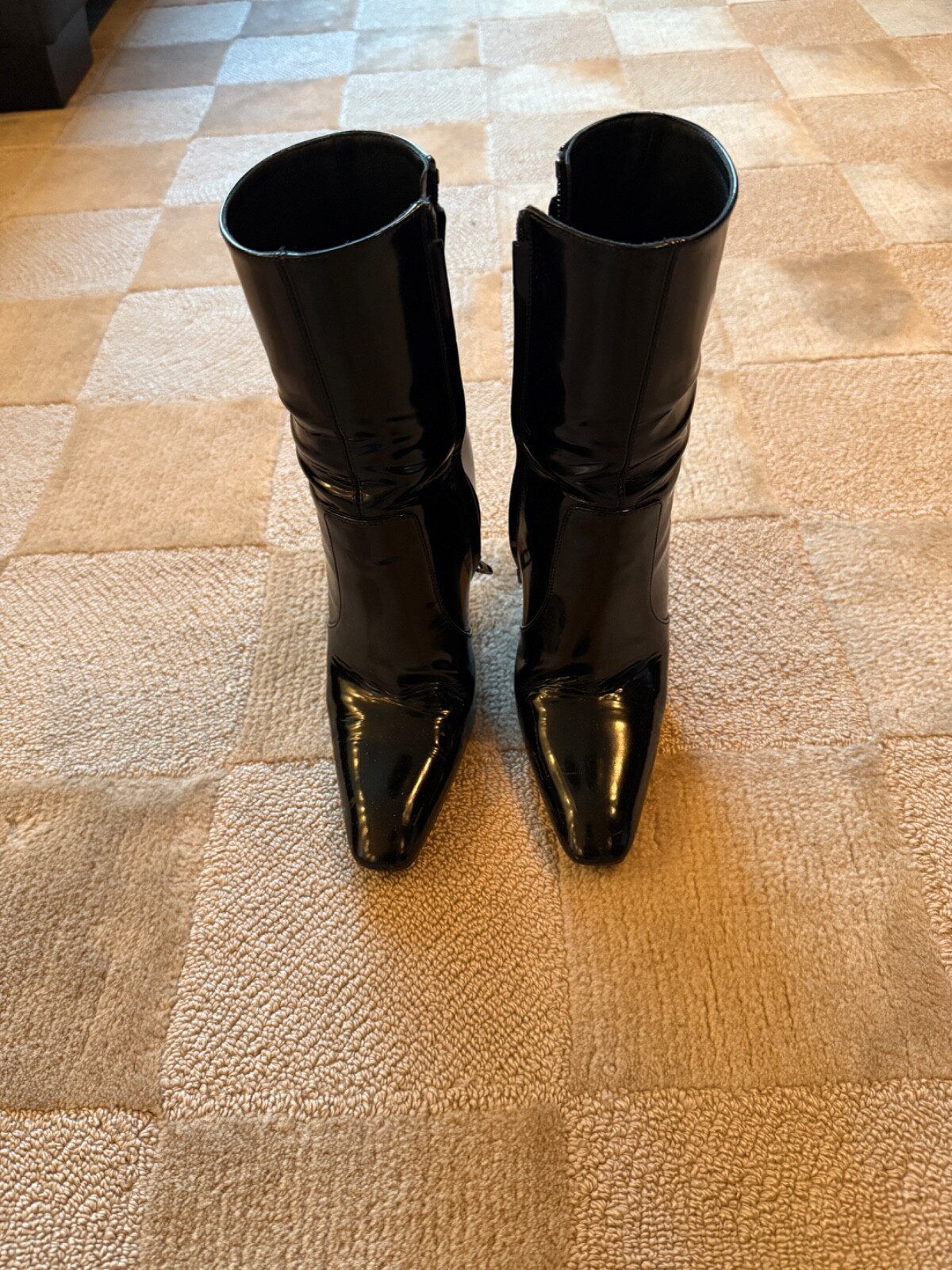 Stivaletti Saint Laurent Paris Fetish 105 in pelle verniciata taglia 36 tacco oro